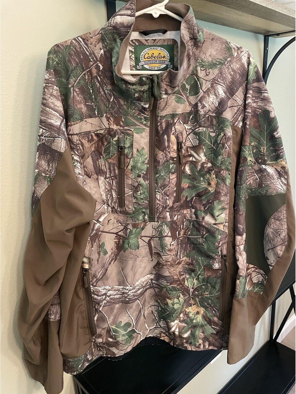 Men’s XL Cabela’s 1/2 Zip Shirt/Jacket Camo Size XL